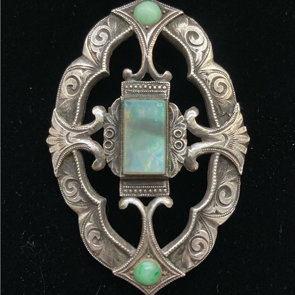 Antique silver and boulder opal pendant - Picture 12 of 14